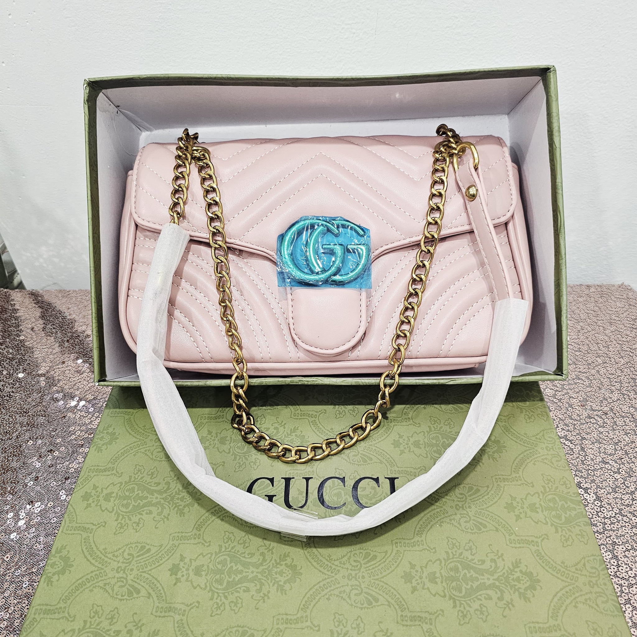 Gucci GG Marmont Small Matelassé Chevron Shoulder Bag